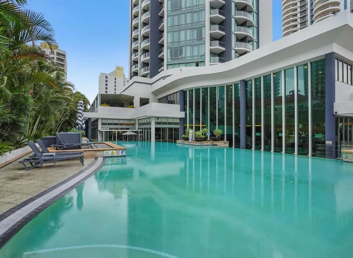 Lovely Ocean Viewed Studio Room Next To The Beach Gold Coast Australia