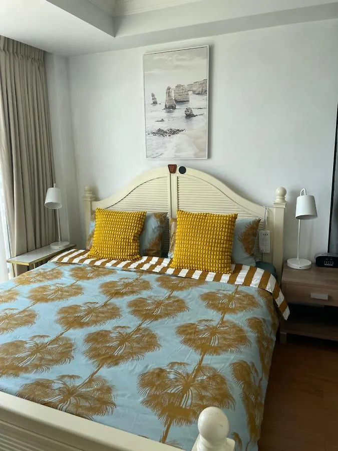 Lovely Ocean Viewed Studio Room Next To The Beach Gold Coast